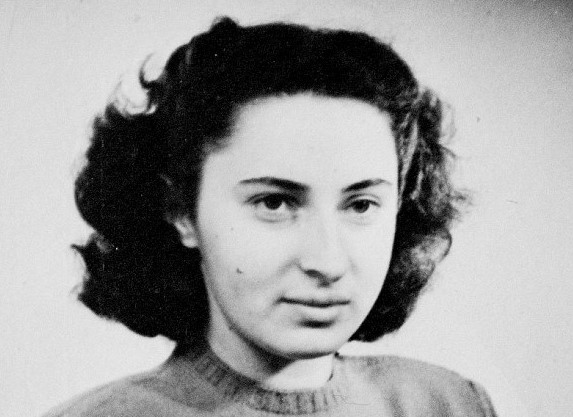 Black and white photo of a young Susan Pollack OBE, hungarian holocaust survivor, taken in Sweden, 1947